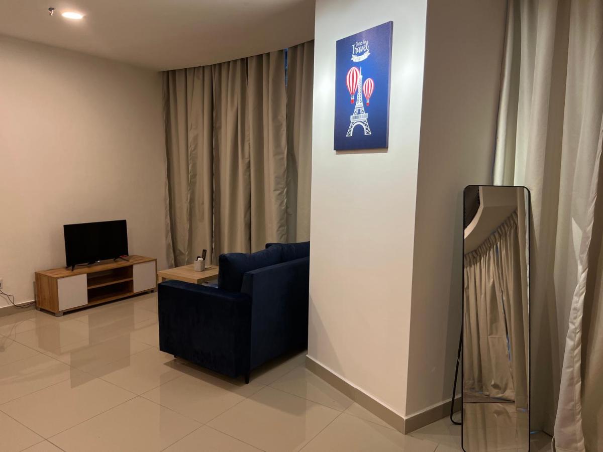 Studio Units At Pacific Tower Near Jaya One By Comfyasia Petaling Jaya Exterior foto